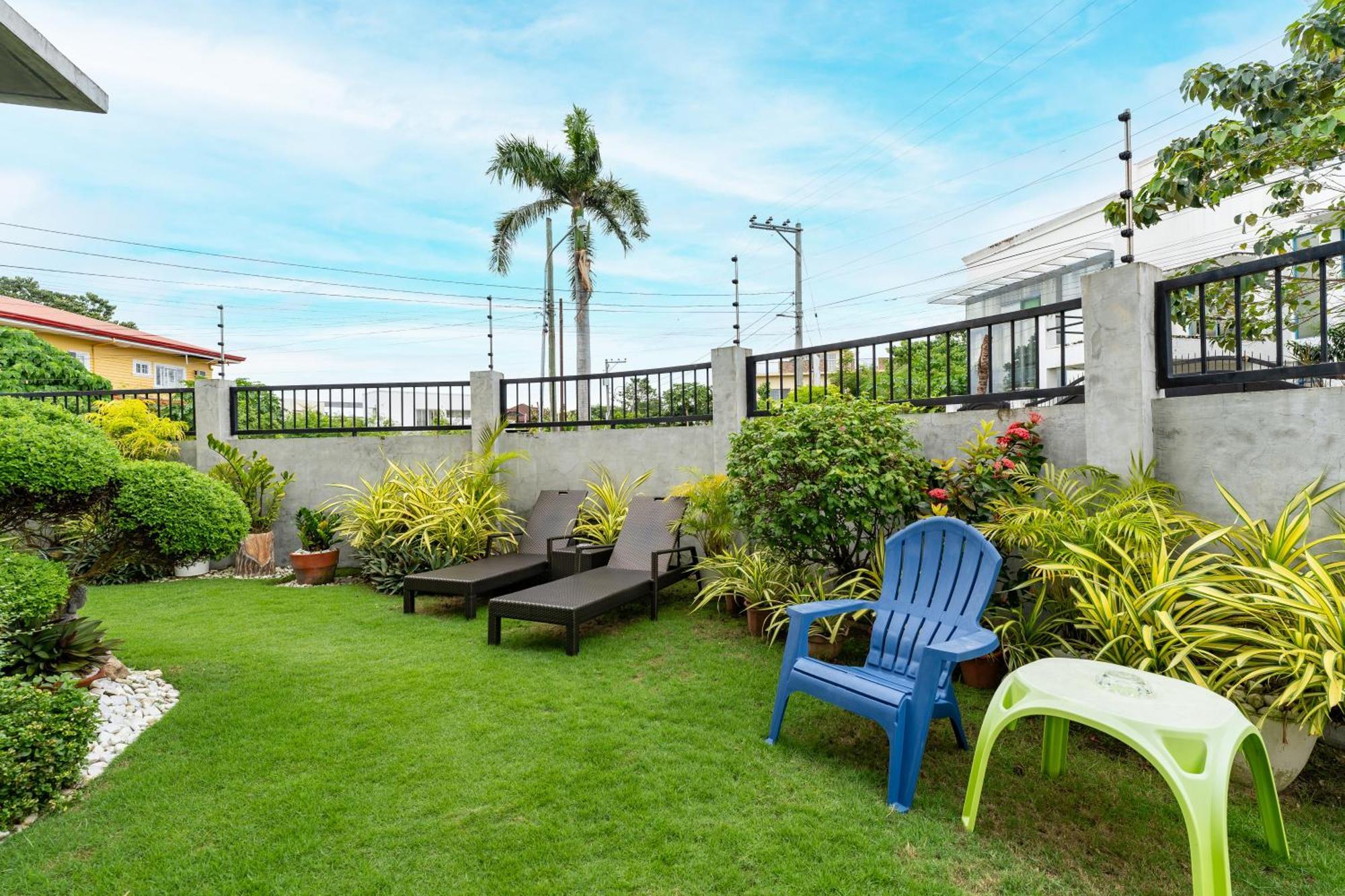Isla Villa 1 Amazing Waterfall Pool House Near Beach, Bars & Restaurants 막탄 외부 사진