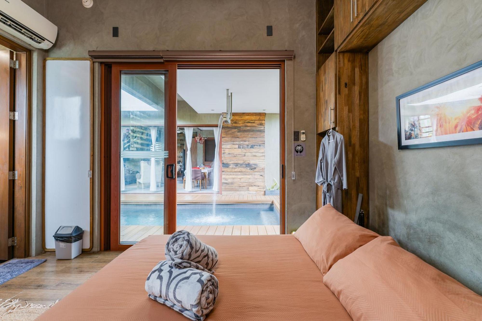 Isla Villa 1 Amazing Waterfall Pool House Near Beach, Bars & Restaurants 막탄 외부 사진